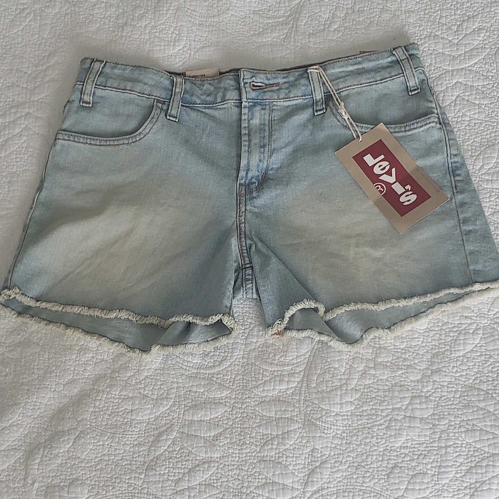 Levi's Midrise Frayed Hem Shorts NWT